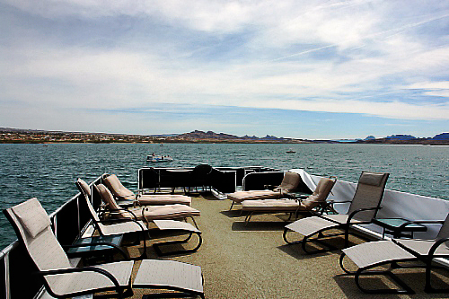 85' ODYSSEY Houseboat Image