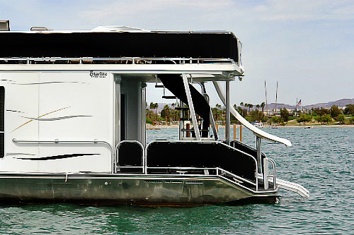 85' ODYSSEY Houseboat Image